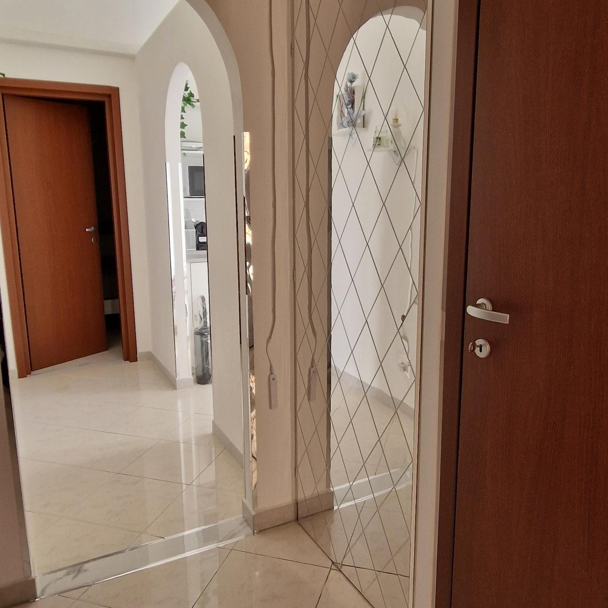 Cinzia'S House Of Mirrors Apartment Pisa Exterior photo