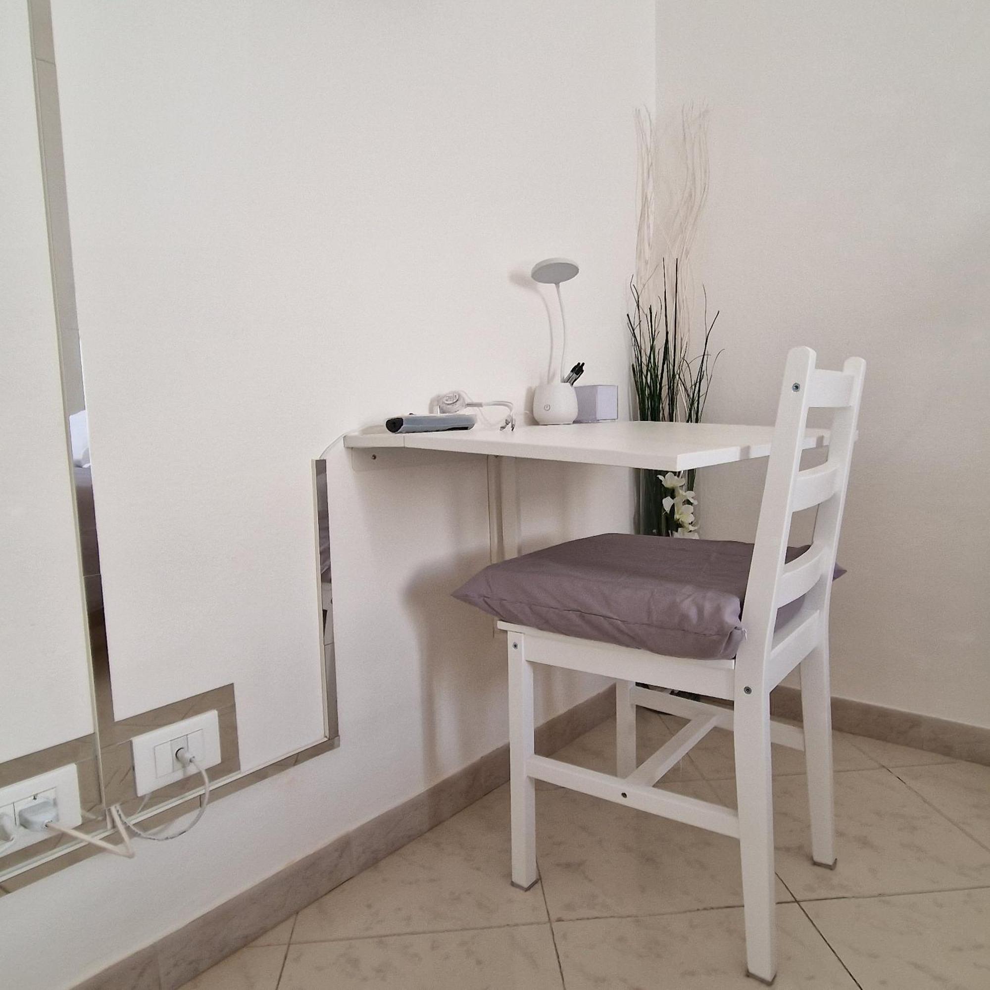 Cinzia'S House Of Mirrors Apartment Pisa Exterior photo