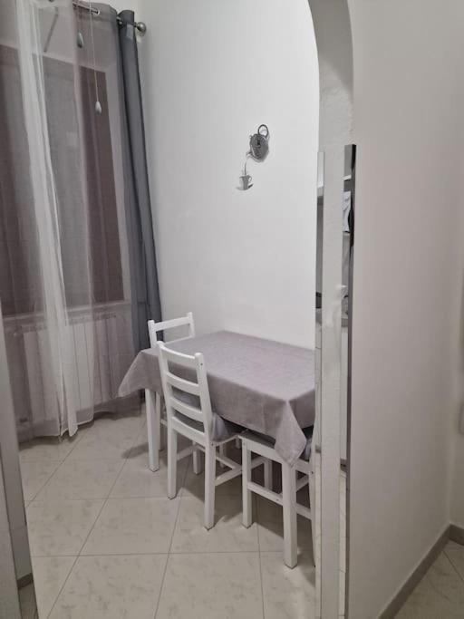 Cinzia'S House Of Mirrors Apartment Pisa Exterior photo