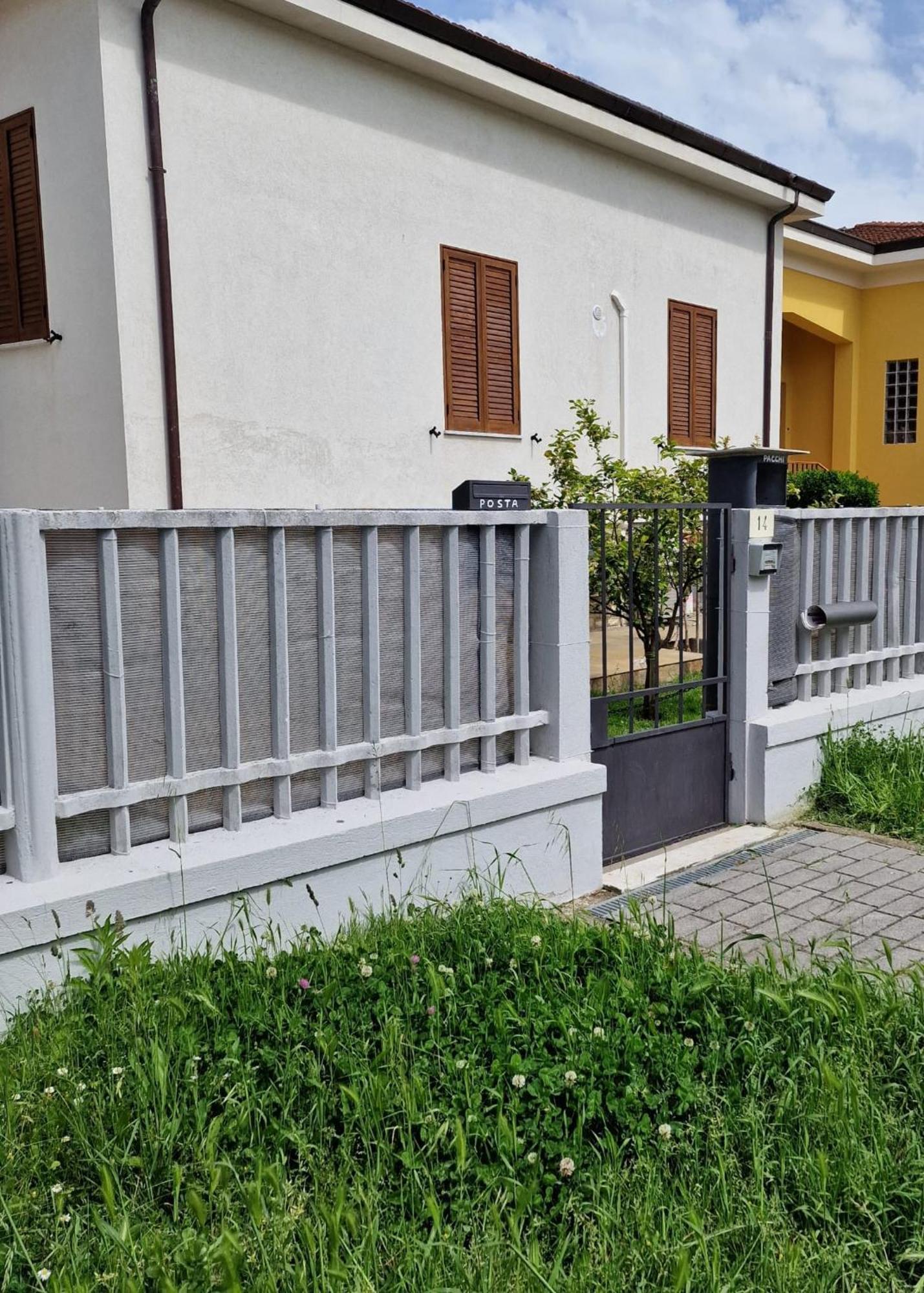 Cinzia'S House Of Mirrors Apartment Pisa Exterior photo